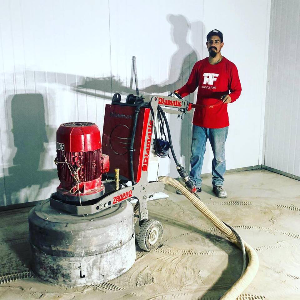 grow-room-epoxy-flooring-services-CA